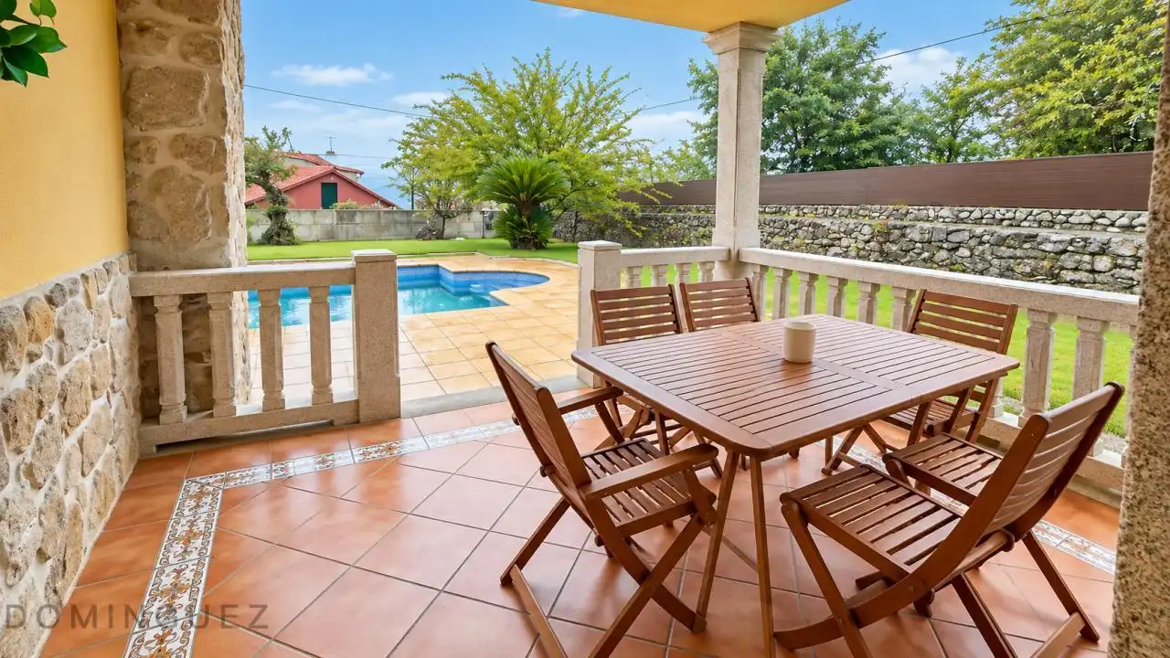 Chalet con piscina en venta en Redondela, imagen 7