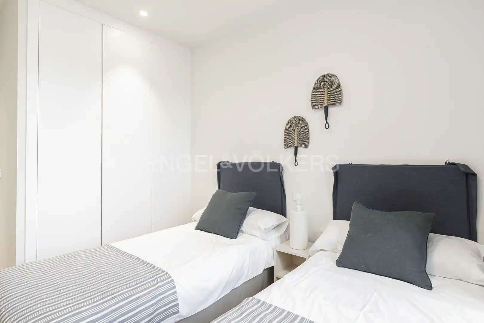 Dormitori de Apartament de lloguer en Boadilla del Monte amb Aire condicionat, Calefacció i Jardí privat