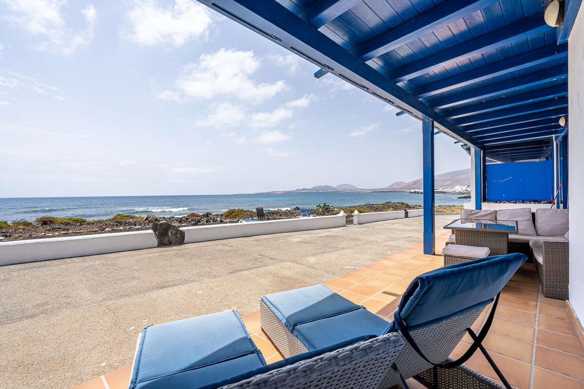 Terraza de Apartamento en venta en Haría con Amueblado