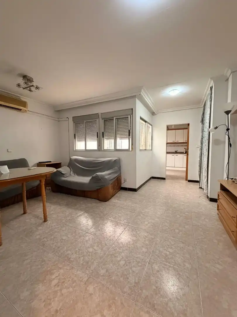 Sala d'estar de Casa o xalet en venda en Sevilla amb Aire condicionat, Terrassa i Traster