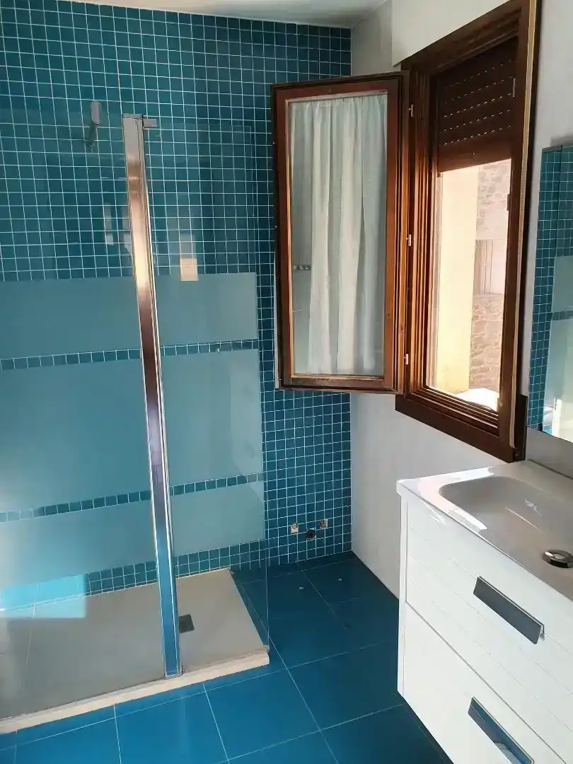 Bany de Dúplex en venda en Garínoain amb Parquet, Traster i Forn