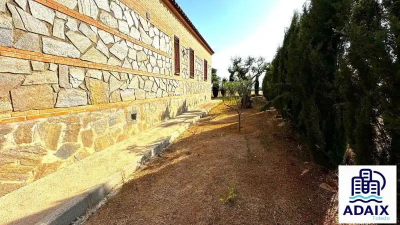 Jardí de Finca rústica en venda en Gálvez amb Aire condicionat