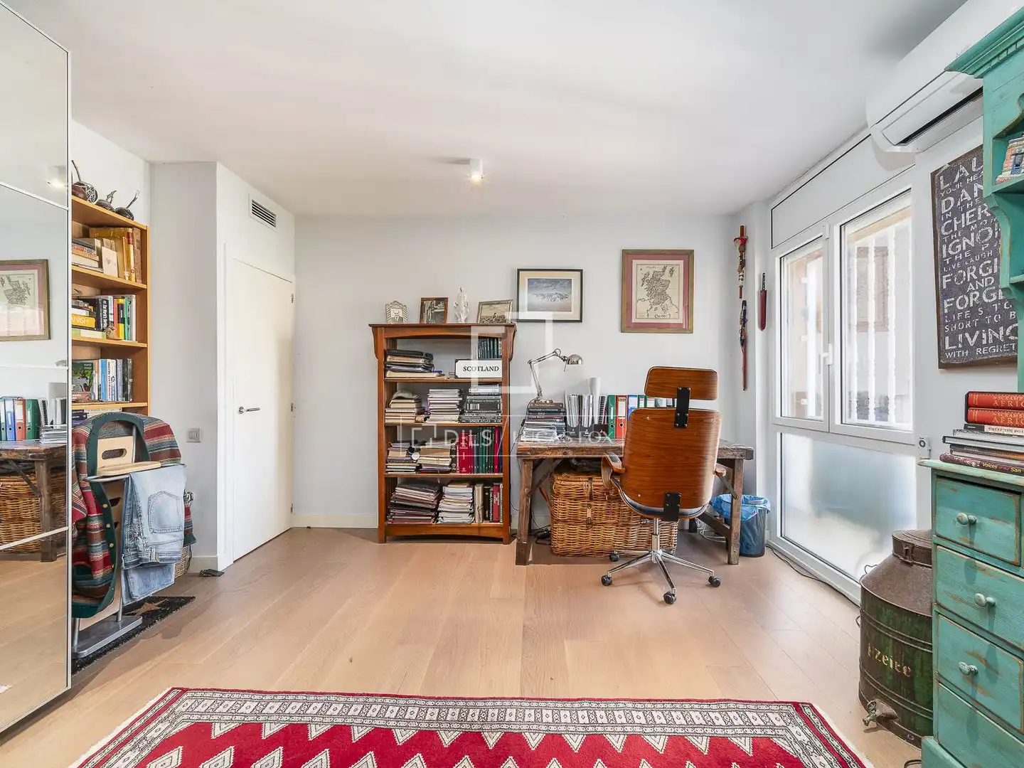 Schlafzimmer von Wohnung zum Verkauf in Barcelona mit Klimaanlage, Heizung und Terrasse