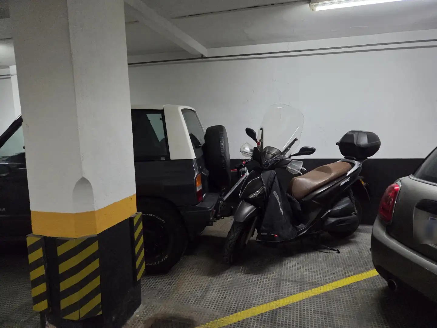 Parking of Garage for rent in Madrid