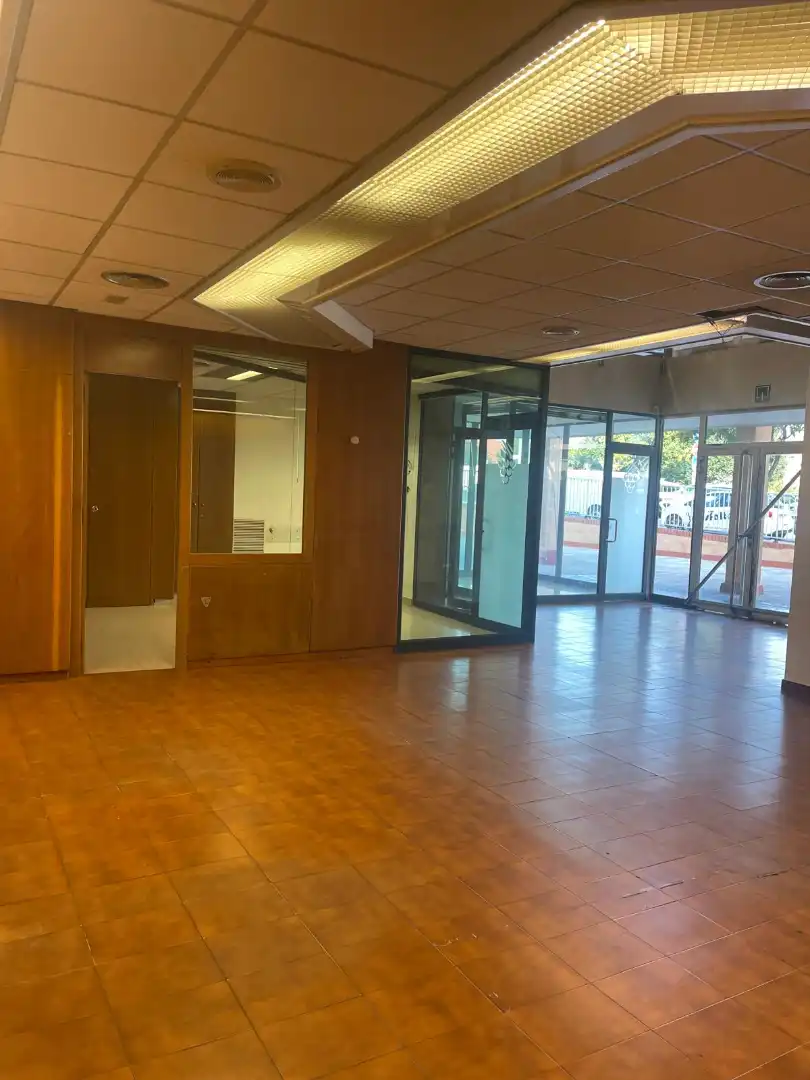 Local comercial en venda a Rambla de Pompeu Fabra, imagen 4