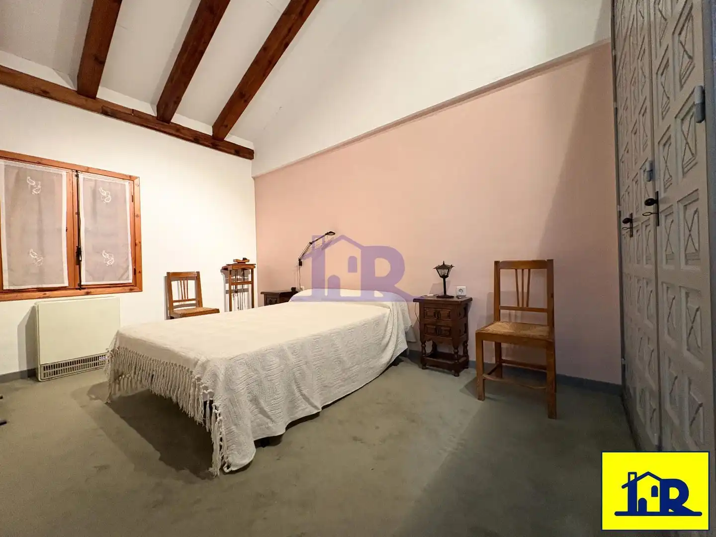Bedroom of Duplexes for sale in Cuenca  with Heating