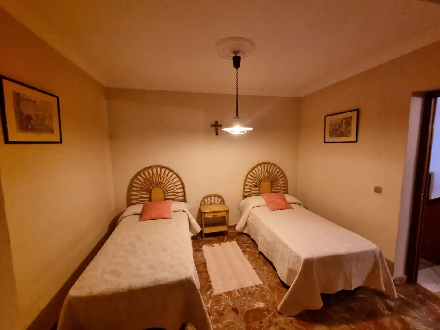 Dormitori de Casa o xalet en venda en Fuengirola amb Jardí privat, Terrassa i Traster