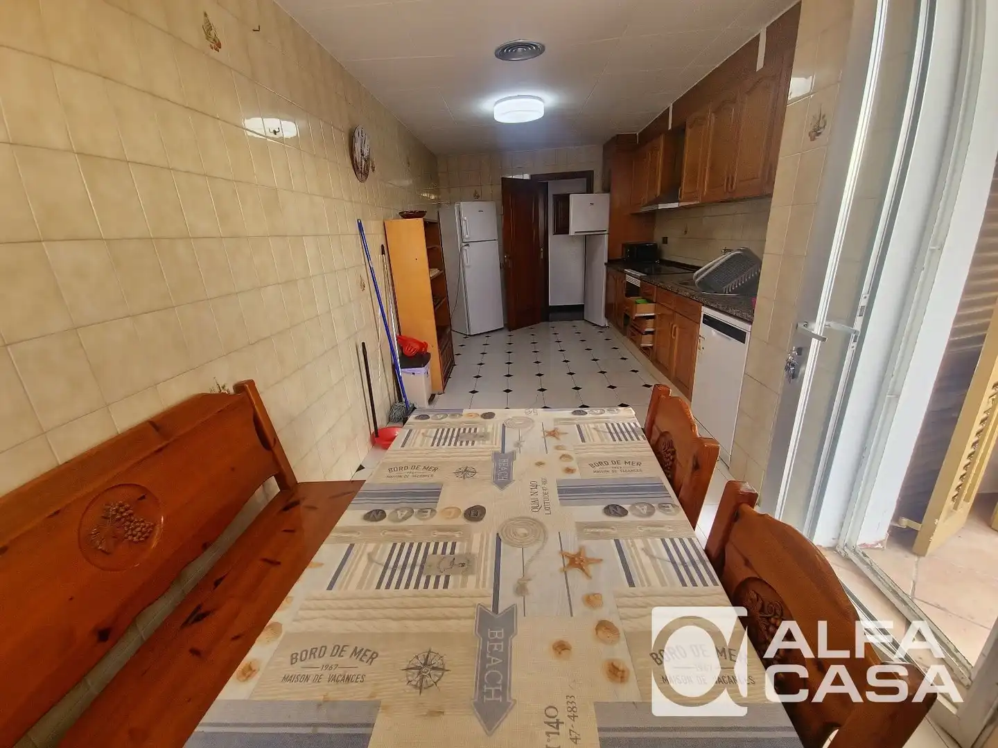 Cuina de Casa adosada en venda en Blanes amb Terrassa, Piscina i Moblat
