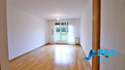 Foto 2 de Pis en venda a Calle Lauro Fernández González, Alisal - San Román, Santander