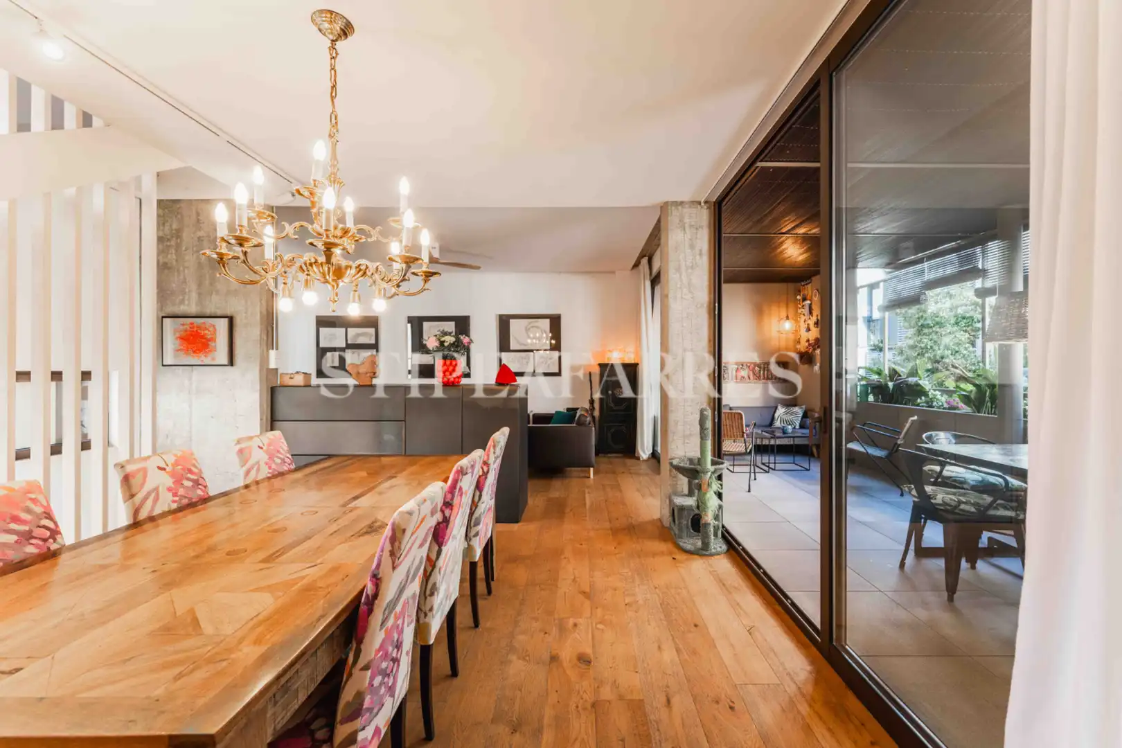 Comedor de Casa adosada en venta en Barcelona con Aire acondicionado, Calefacción y Jardín privado