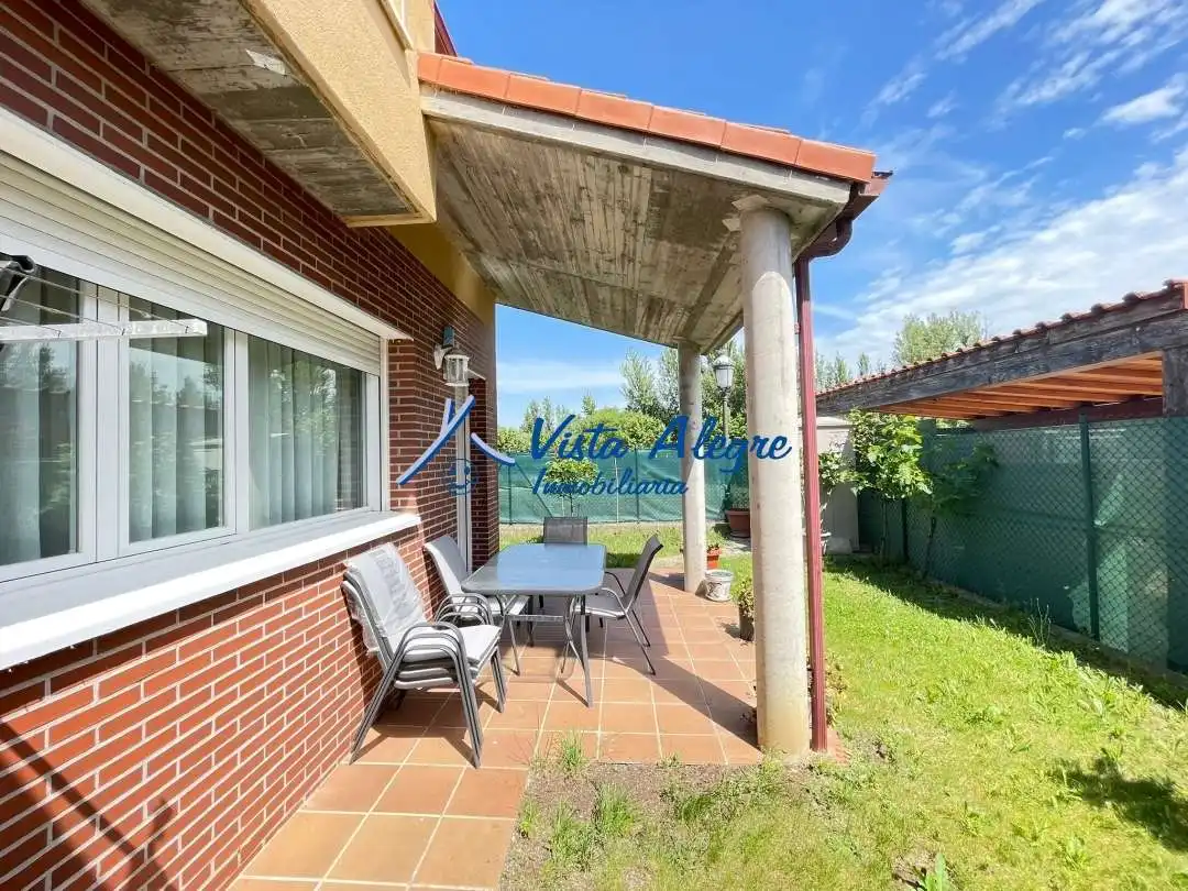 Terrace of Detached homes for sale in Anguciana  with Heating, Private garden and Terrace