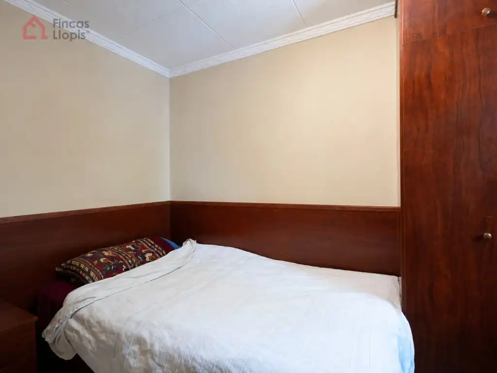 Bedroom of Flat for sale in Barcelona  with Terrace