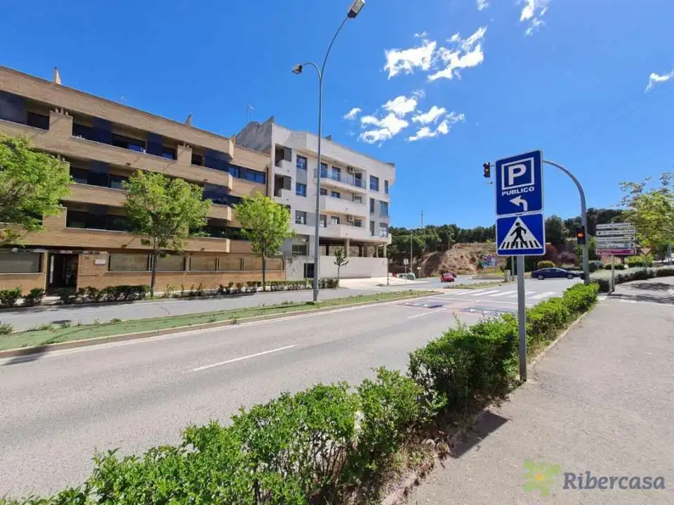 Parking de Ático en venta en Tudela con Calefacción, Terraza y Balcón