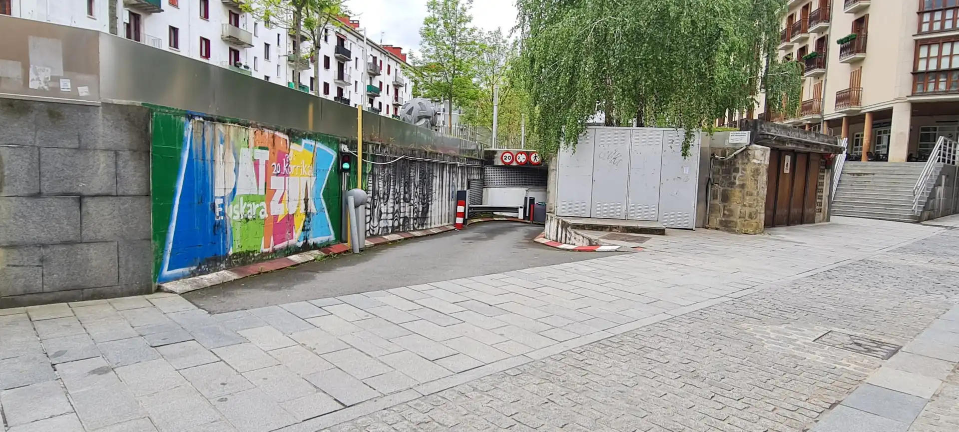 Einzelparkplatz mit Aufzug zur Miete in Arrasate / Mondragón, imagen 3