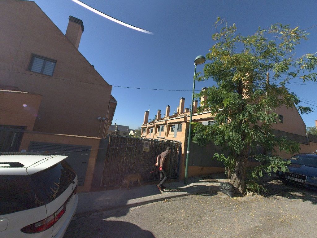 Vista exterior de Casa adosada en venda en Pozuelo de Alarcón