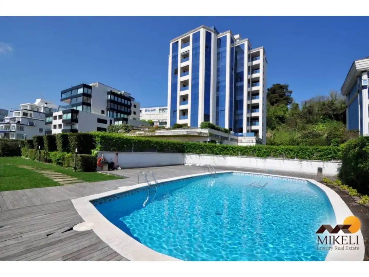 Piscina de Pis en venda en Santander amb Calefacció, Jardí privat i Terrassa