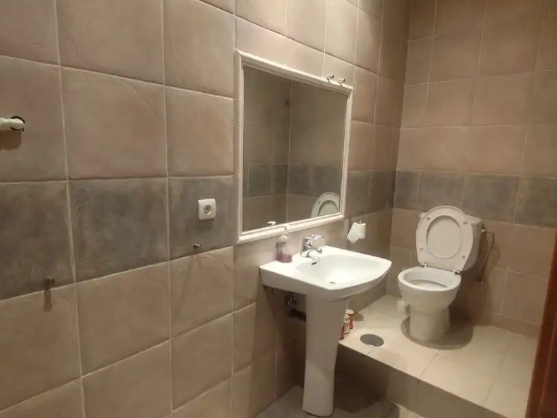 Badezimmer von Geschaftsraum zur Miete in Palencia