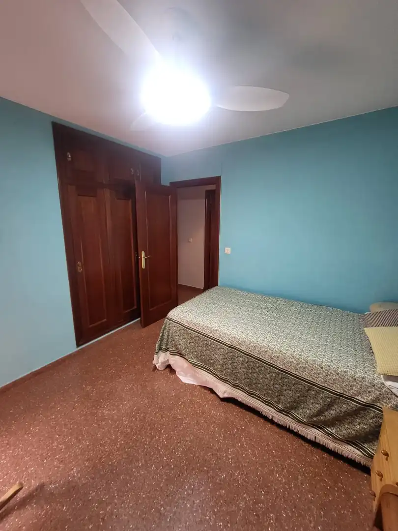 Bedroom of Flat for sale in Zaragoza  with Heating, Terrace and Storage room