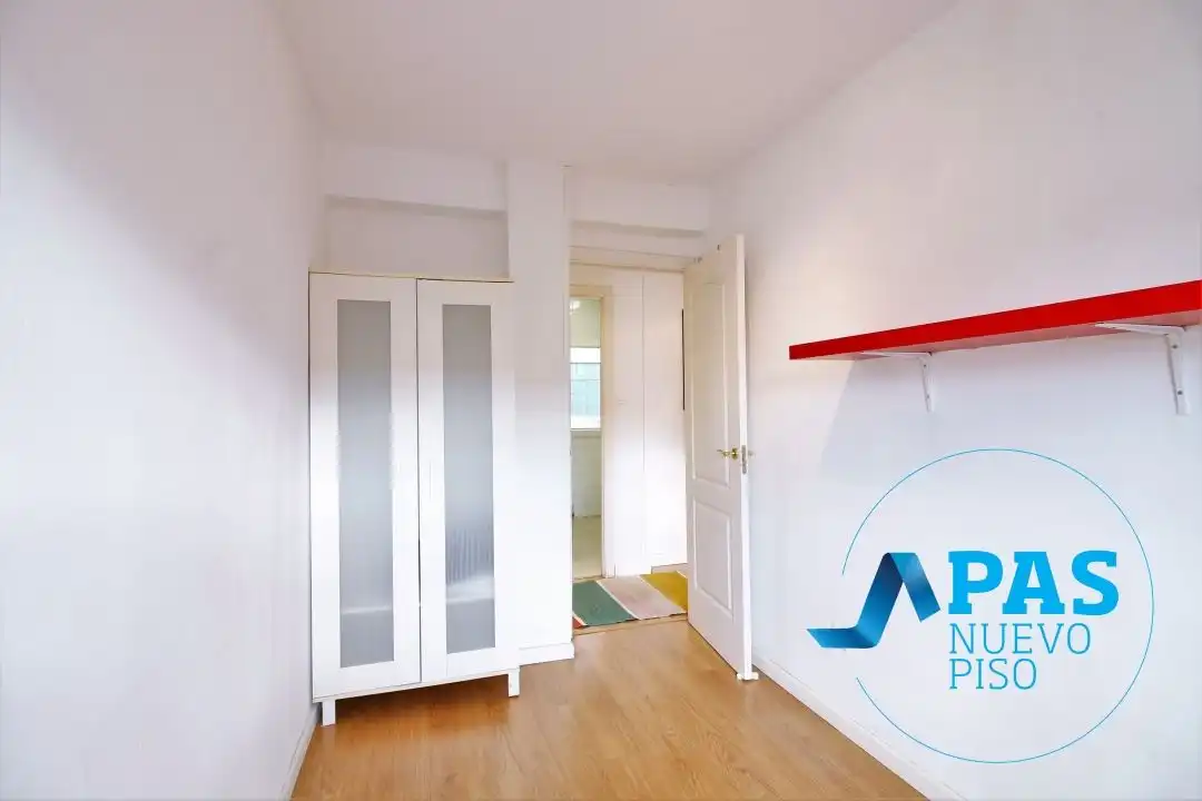 Dormitori de Pis en venda en Santander amb Terrassa