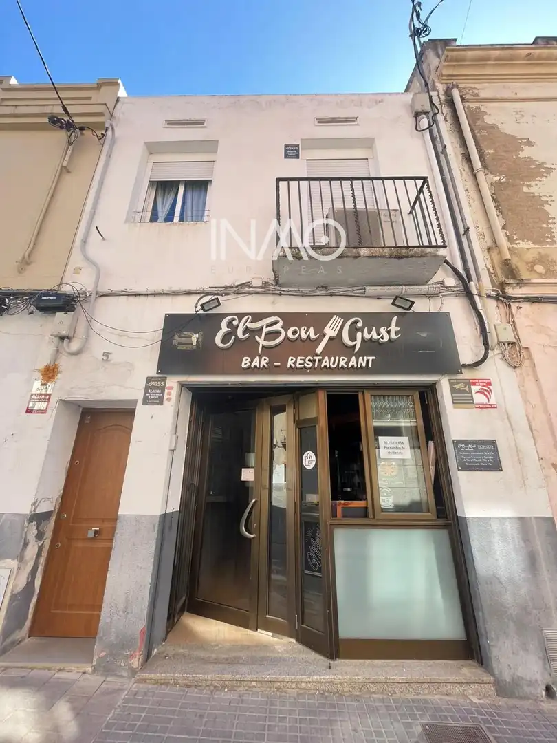 Locale commerciale in affitto a Centre