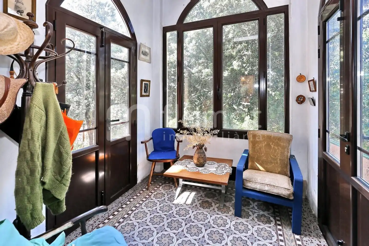 Sala d'estar de Casa o xalet en venda en Castellar del Vallès