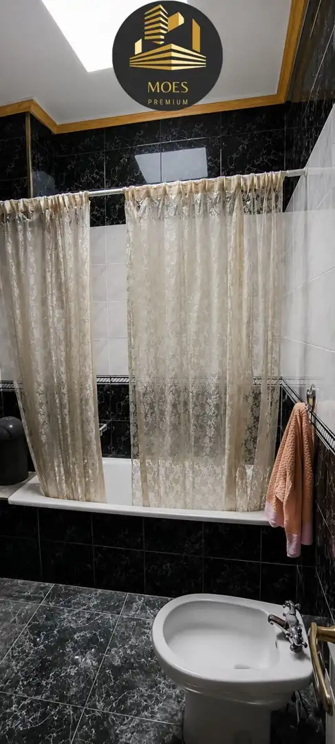 Bany de Casa o xalet en venda en Úbeda amb Aire condicionat, Calefacció i Terrassa
