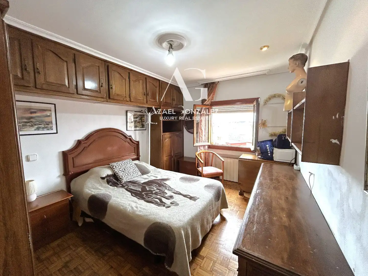 Bedroom of Flat for sale in Santander  with Storage room and Furnished
