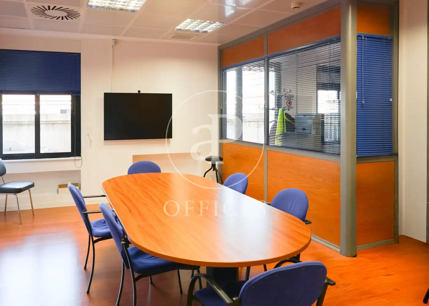 Büro zur Miete in Madrid mit Klimaanlage und Heizung