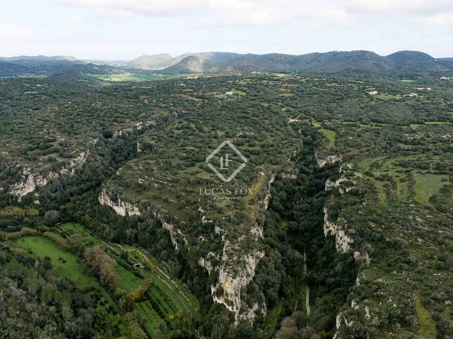 Casa rústica amb jardí en venda a Ciutadella, imagen 4