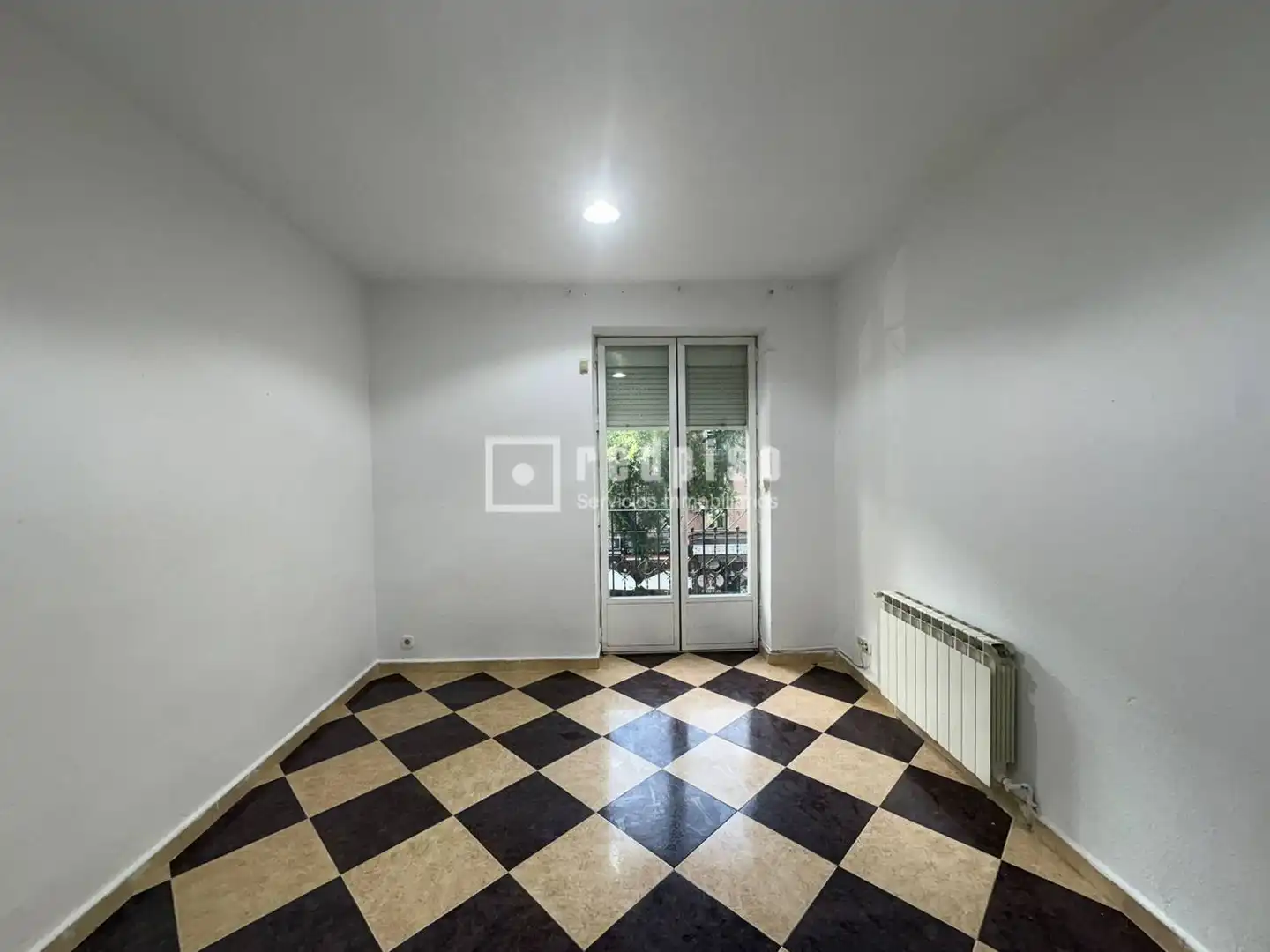 Bedroom of Flat for sale in Madrid  with Air Conditioner and Heating