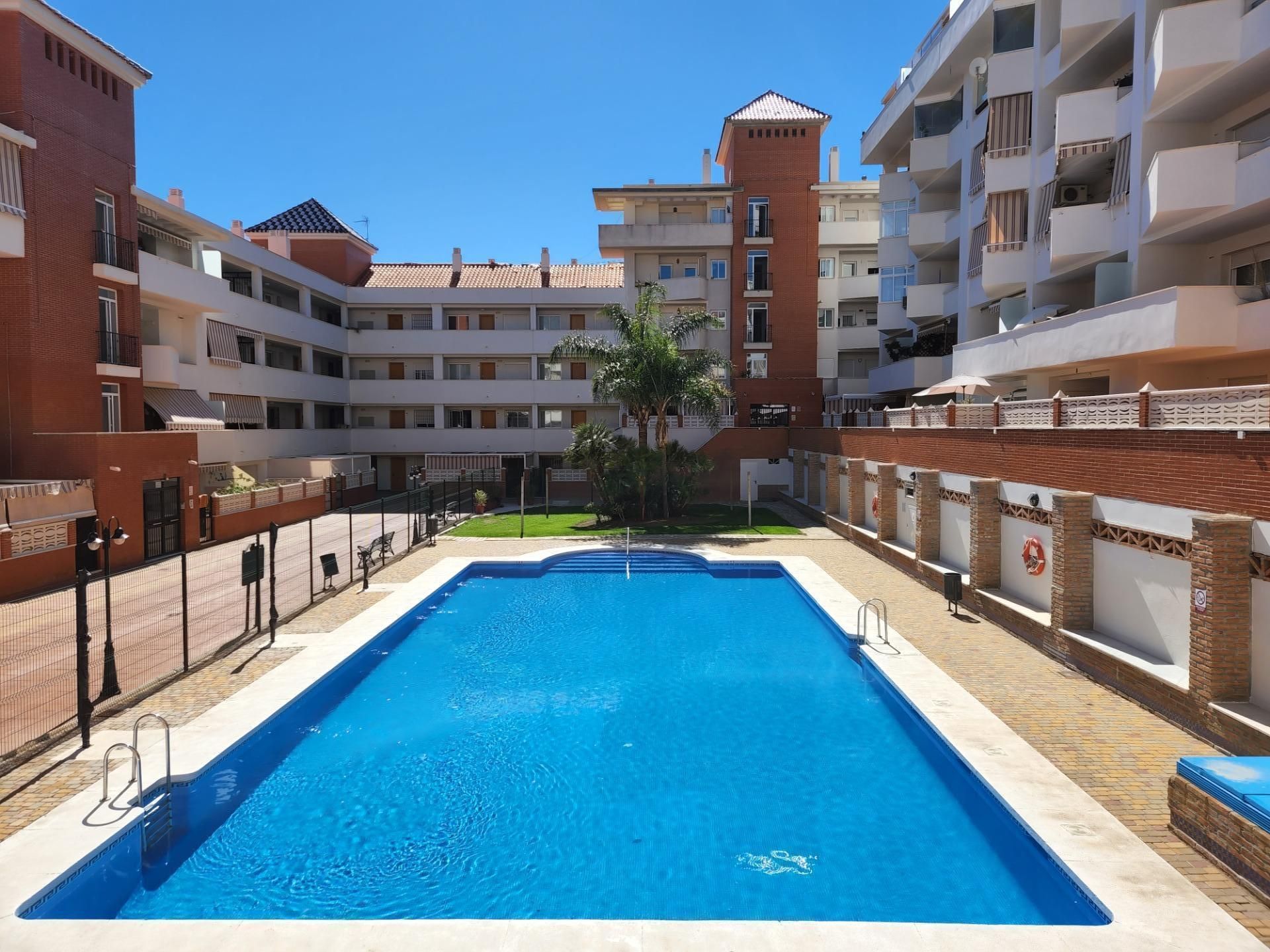 Swimming pool of Flat for sale in Estepona  with Private garden, Terrace and Balcony