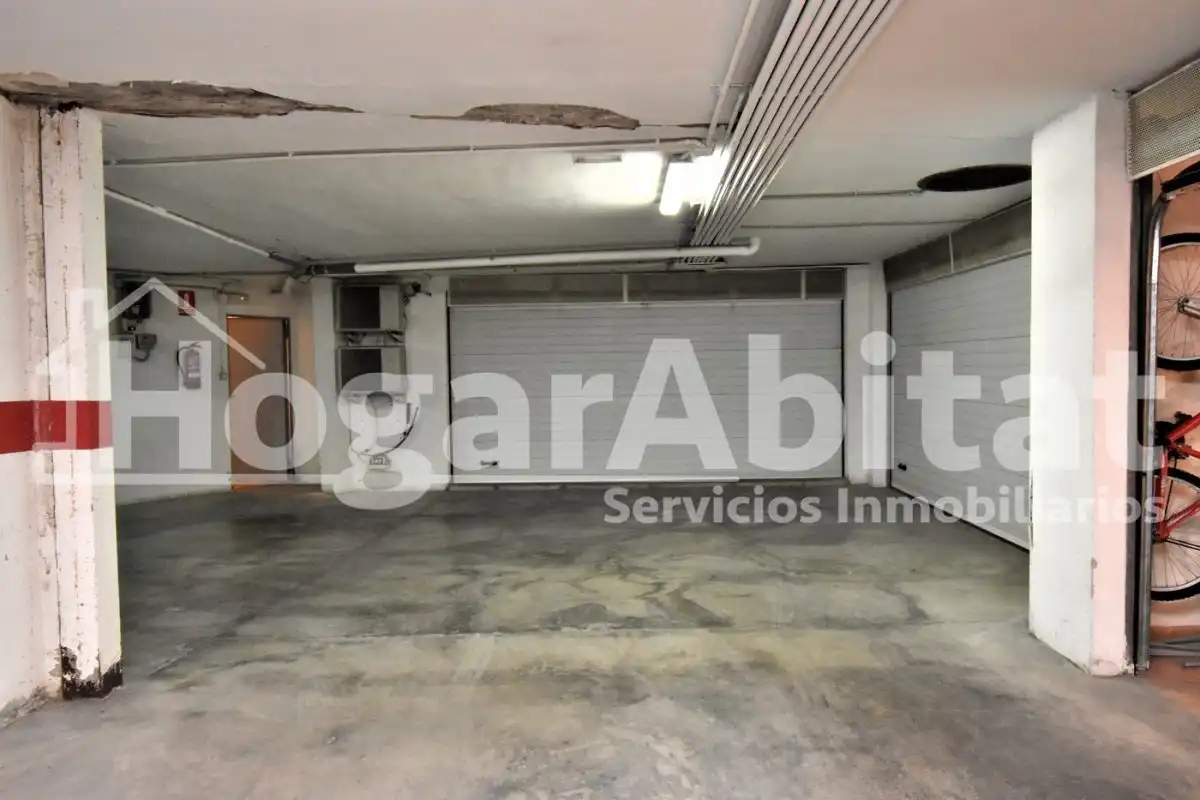 Casa adosada en venta en Burriana / Borriana con Jardín privado, Terraza y Piscina comunitaria