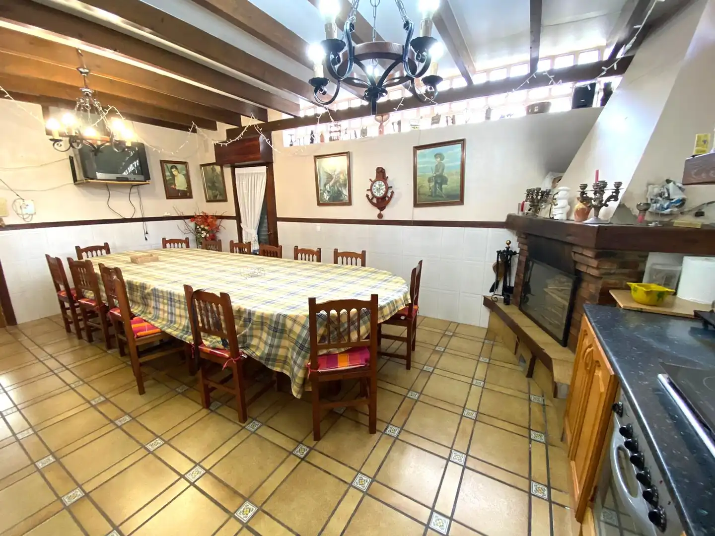 Menjador de Casa o xalet en venda en Castro-Urdiales amb Calefacció, Jardí privat i Parquet
