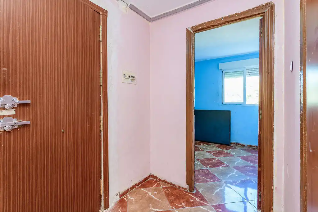 Habitación de Apartamento en venta en Paterna con Balcón