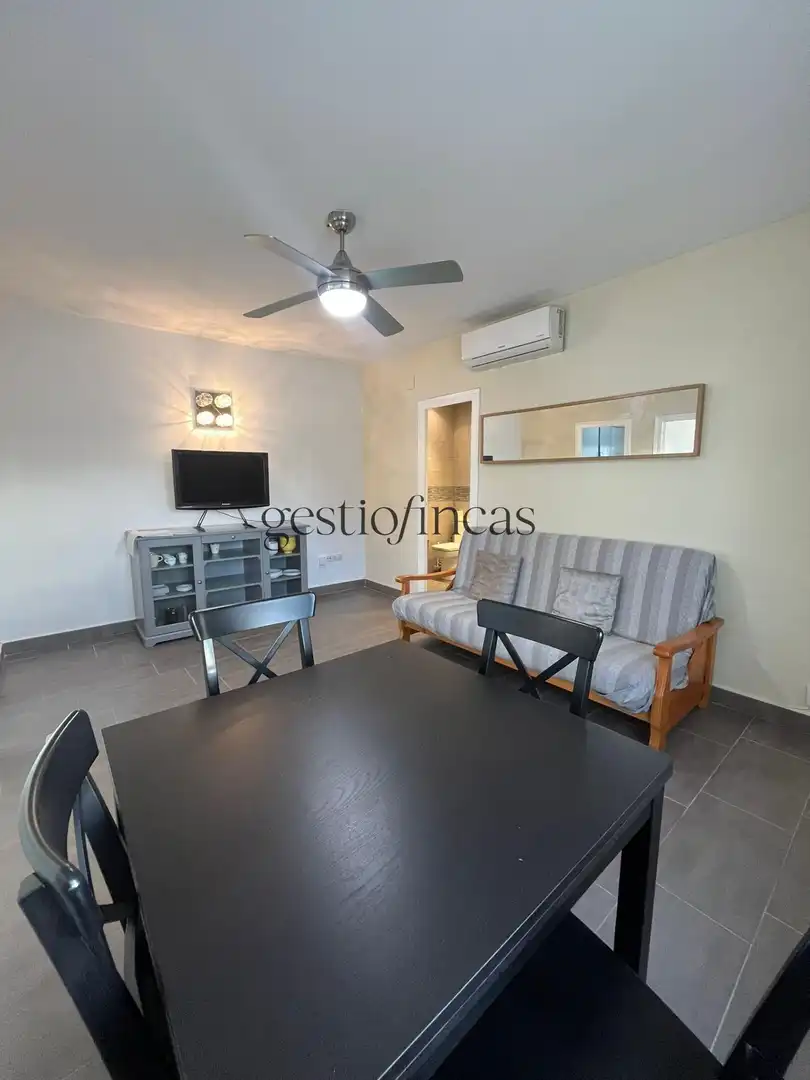 Apartments for rent in Avenida ENRIC GRANADOS, Regueral - Prat d'en Forés