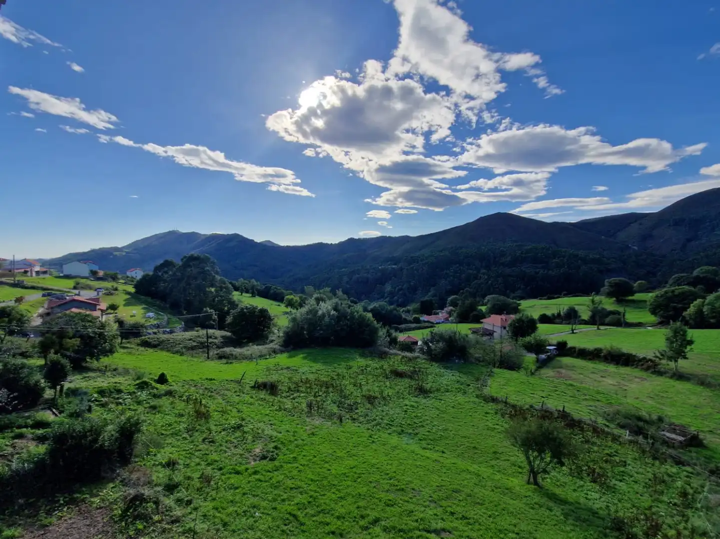 Vista exterior de Casa o chalet en venta en Illas con Calefacción y Trastero