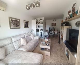 Sala d'estar de Pis en venda en Torremolinos amb Aire condicionat, Terrassa i Piscina