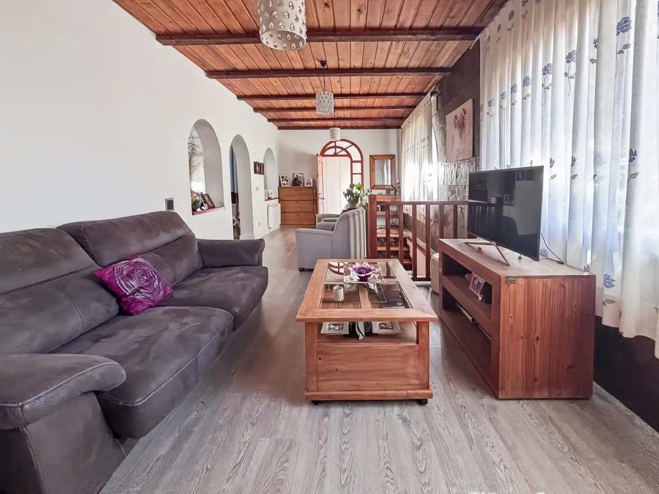 Sala d'estar de Casa o xalet en venda en El Escorial amb Calefacció, Jardí privat i Terrassa