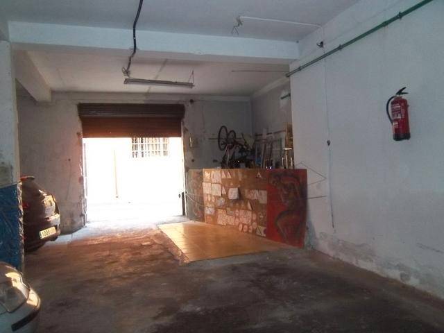 Local comercial en Alquiler en Salesas
