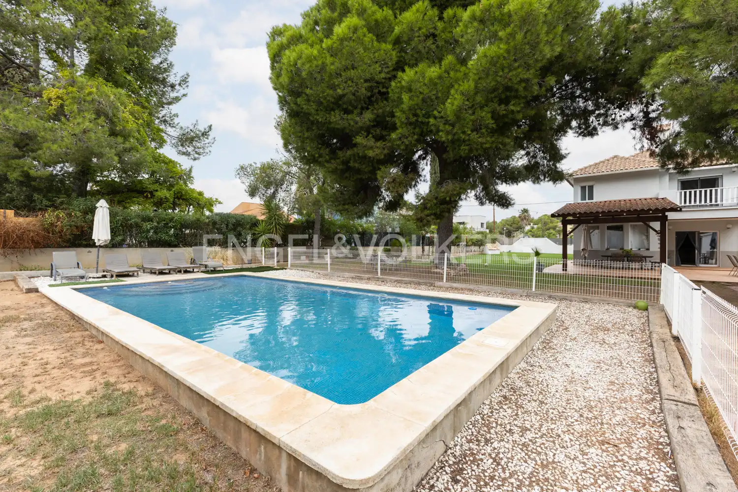 Piscina de Casa o chalet de alquiler en Serra con Calefacción, Jardín privado y Parquet