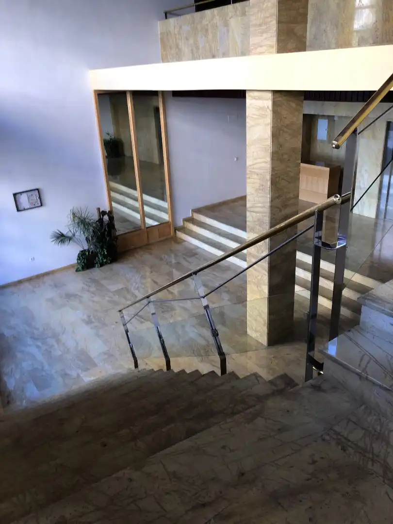 Office for sale in Jaén  with Air Conditioner and Furnished
