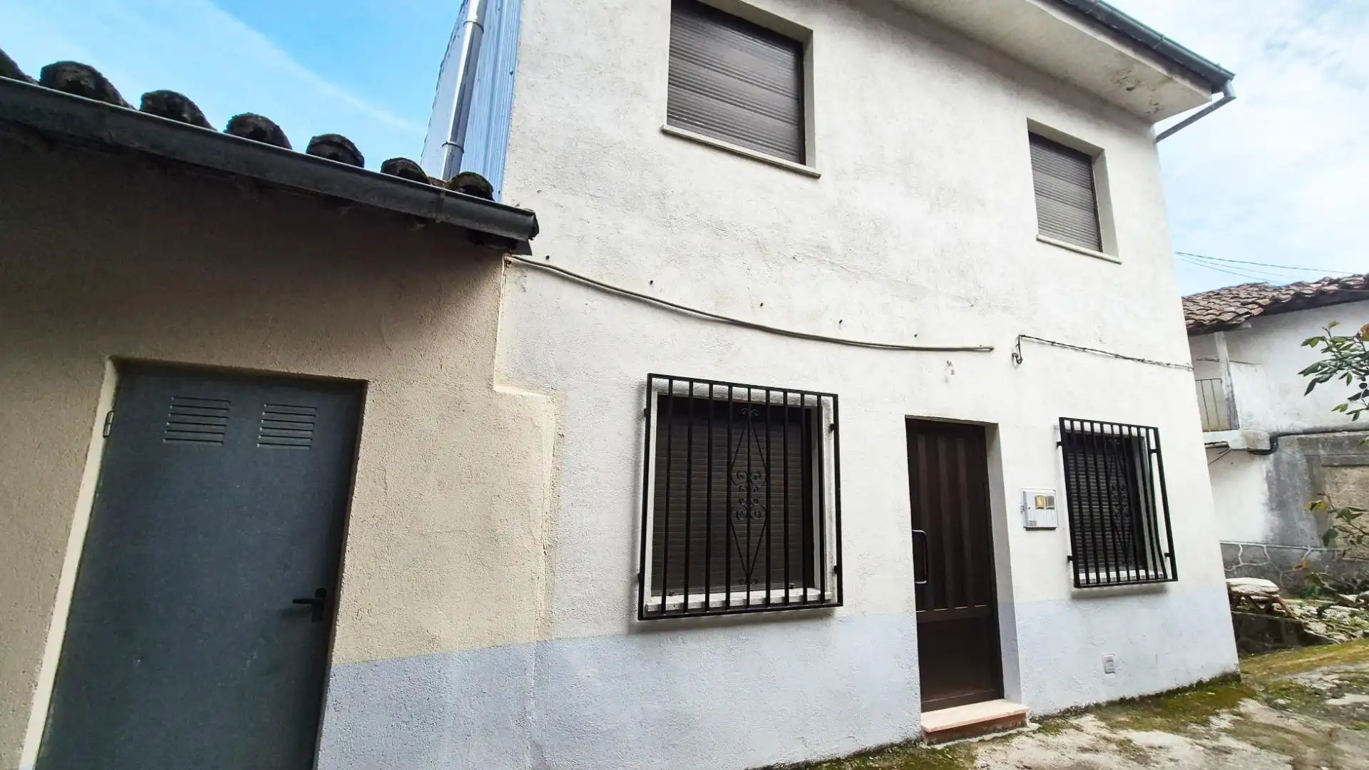 Vista exterior de Casa o chalet en venta en San Esteban de la Sierra con Amueblado
