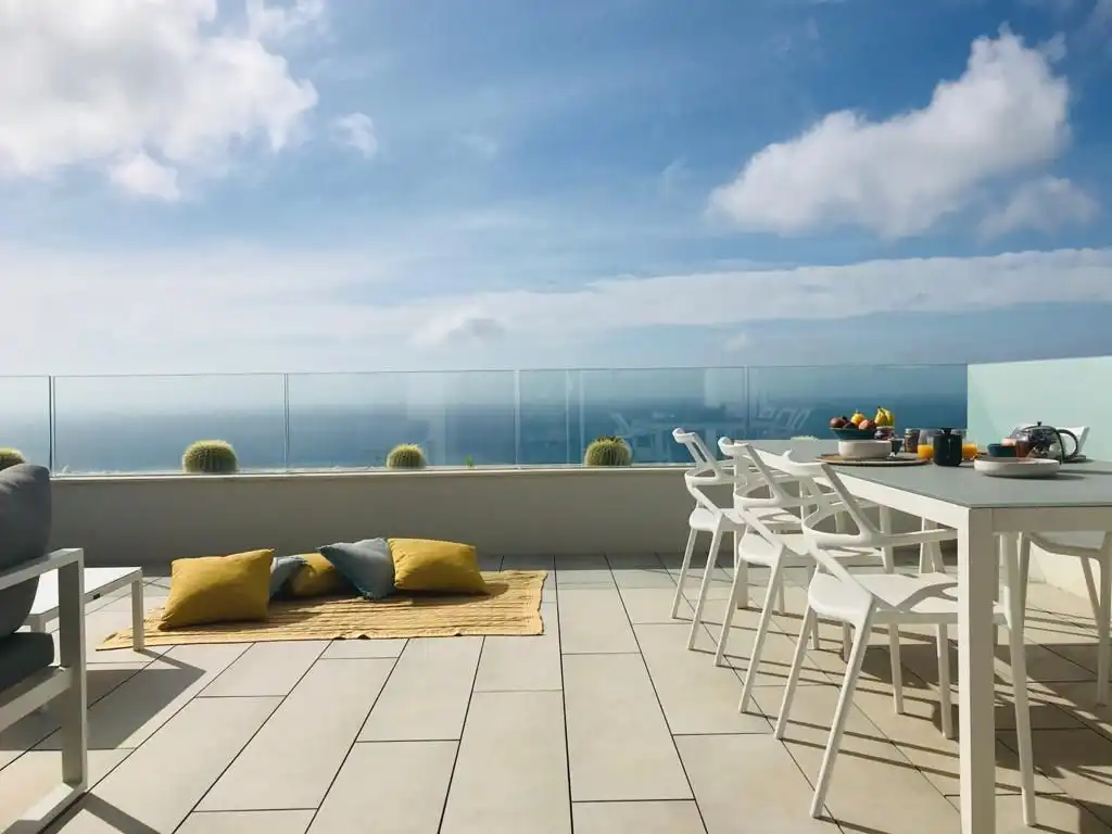 Apartment with pool for sale in Cumbre del Sol