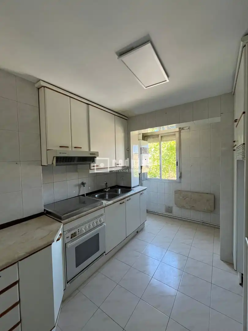 Cocina de Piso en venta en Madrid