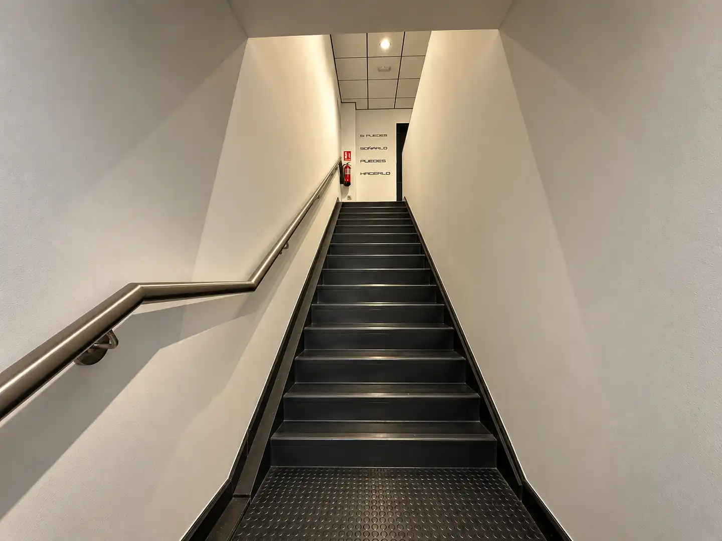 Business premises for sale in Calle Módena 36, imagen 15