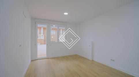 Foto 2 de Edifici en venda a Peñagrande, Madrid