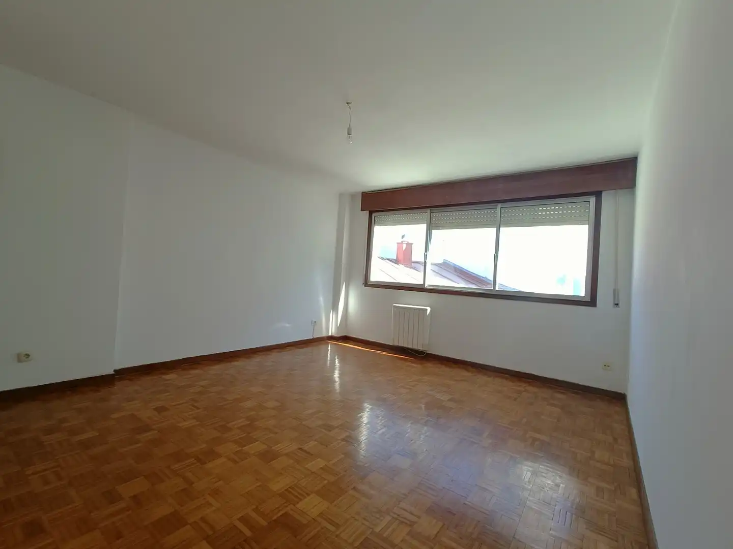 Sala de estar de Piso en venta en Vigo  con Calefacción, Parquet y Trastero