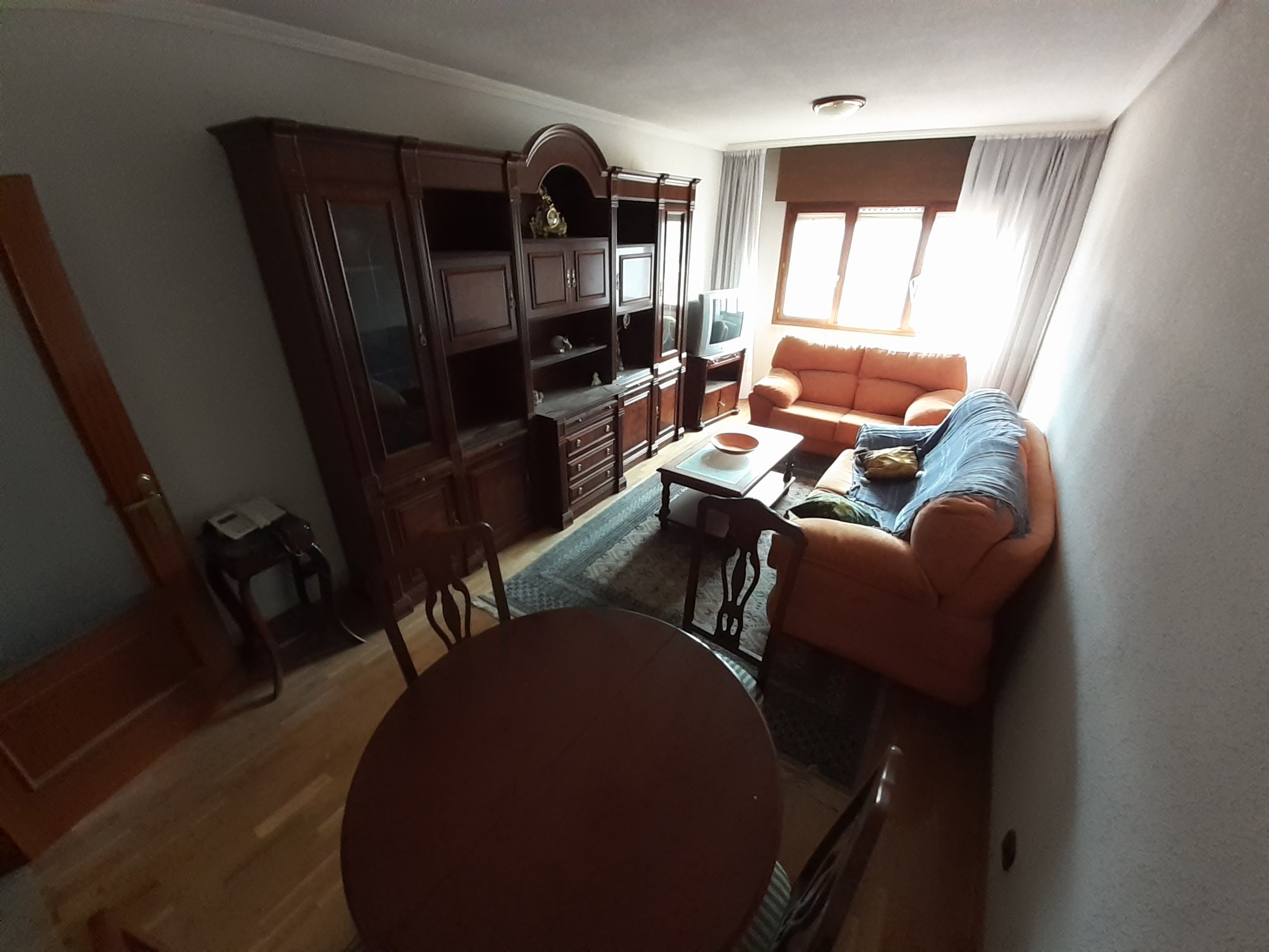 Sala d'estar de Pis en venda en Zamora Capital  amb Parquet i Terrassa