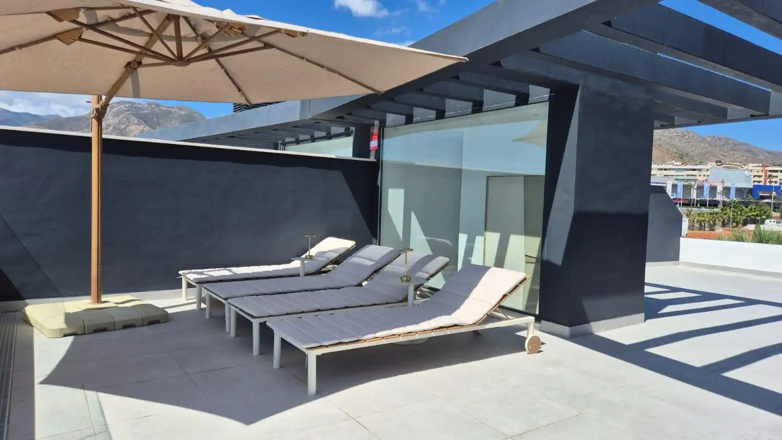 Apartment with pool for sale in Calle de la Cornisa, imagen 18
