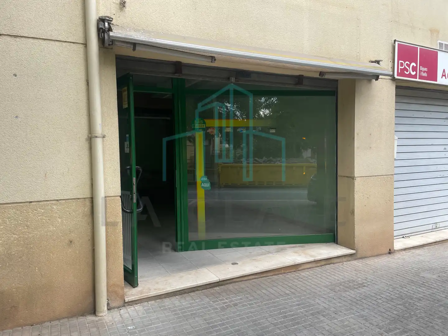 Local comercial de lloguer a Avinguda Prat de la Riba, imagen 3